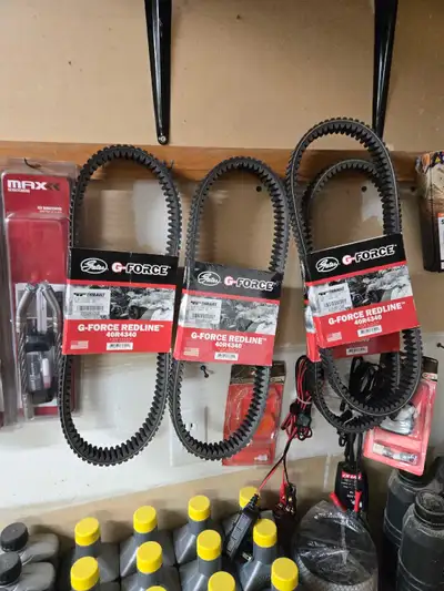 I am selling new Gates G-Force Redline 40R4340 belts designed for superior performance and durabilit...