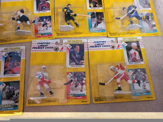 1993 Starting Lineup NHL Hockey Lot of 11 New Figures in Arts & Collectibles in Markham / York Region - Image 5