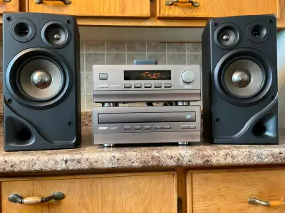 Mini chaine stéréo Yamaha: RX-S70, CDC-S9090, speakers, télécomm, View more