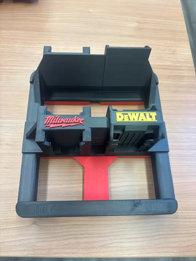 DeWaukee Packout Holder Carrier for DeWalt & Milwaukee Batteries in Power Tools in Markham / York Region - Image 8