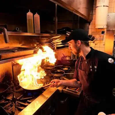 We're hiring an experienced line cook for a full-time position at our Pakistani restaurant on Edmont...