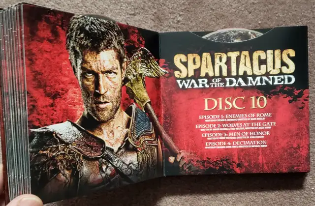 SPARTACUS COMPLETE SERIES LIMITED EDITION BLU RAY DVD + FIGURINE in CDs, DVDs & Blu-ray in Laval / North Shore - Image 11