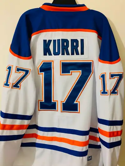 Jari Kurri Edmonton Oilers jersey. Retro Home White jersey. Never worn, Brand jersey, mens XL size ....