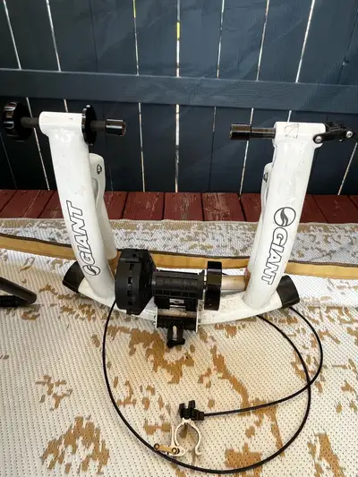 Giant Cyclotron Mag Trainer for Indoor Cycling, View more