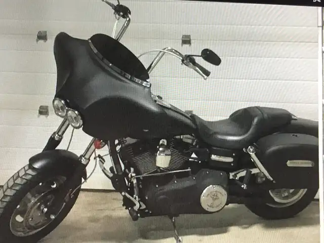 Sold pending pick up - 2010 Harley Fatbob in Street, Cruisers & Choppers in Medicine Hat - Image 6