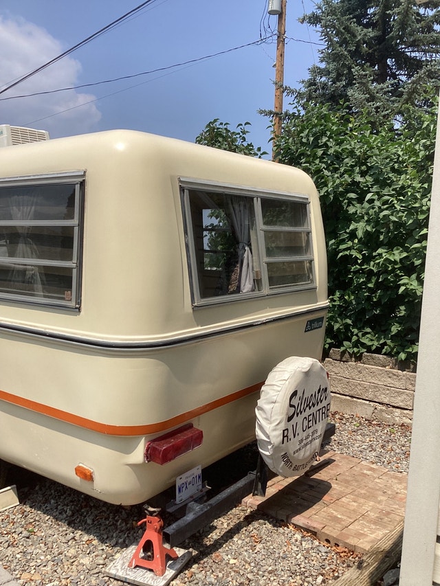 1977 Trillium 4500 trailer (like Boler) Creston,BC Travel Trailers