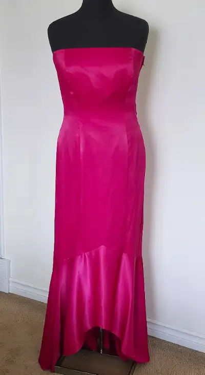 Retro fuchsia shiny satiny mermaid / trumpet style dress gown, View more