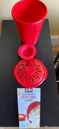 Microwave popcorn maker by joie