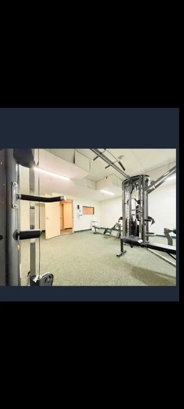 room for rent  in Long Term Rentals in City of Toronto - Image 4