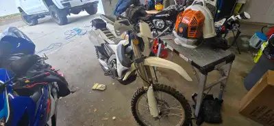 2016 WR250f Well taken care of. See mechanics inspection in photos. 33hrs Aftermarket exhaust and se...