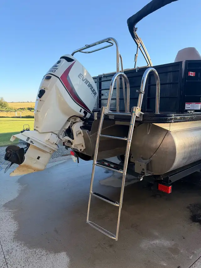 Berkshire Tritoon Priced to Sell | Powerboats & Motorboats | Brandon ...