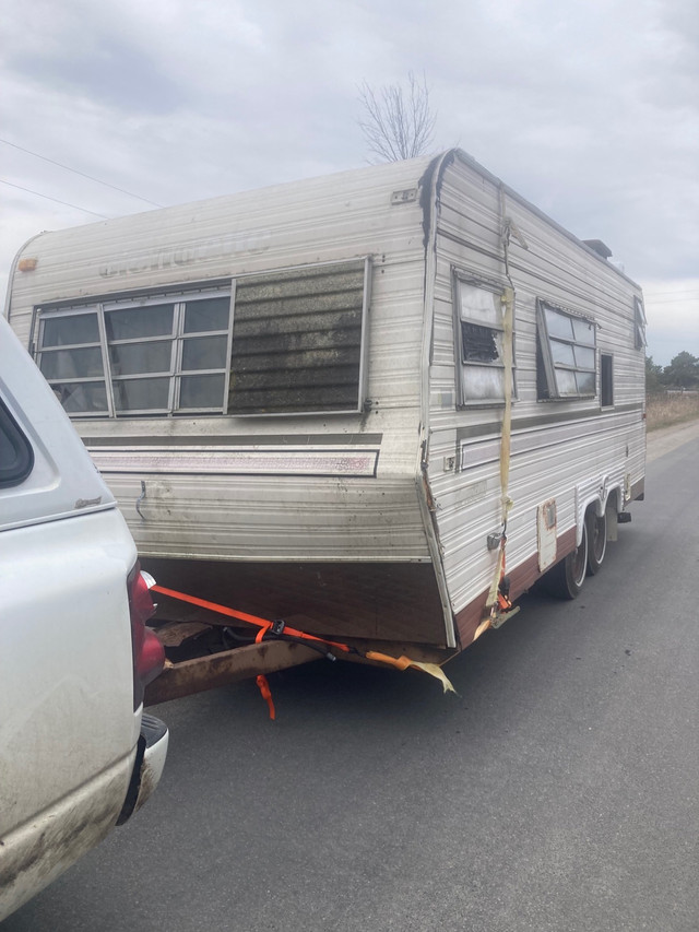 20’ Glendette camper trailer storage flat deck parts coup in Park Models in Barrie