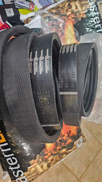 2 new belts for wirtgen asphalt milling machine