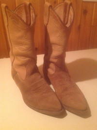 BOULET WESTERN BOOTS- WOMENS SIZE 5.5- SAND COLOUR LEATHER/SUEDE