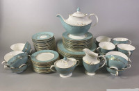 Beautiful Royal Doulton - Melrose Edition Fine China Collection.