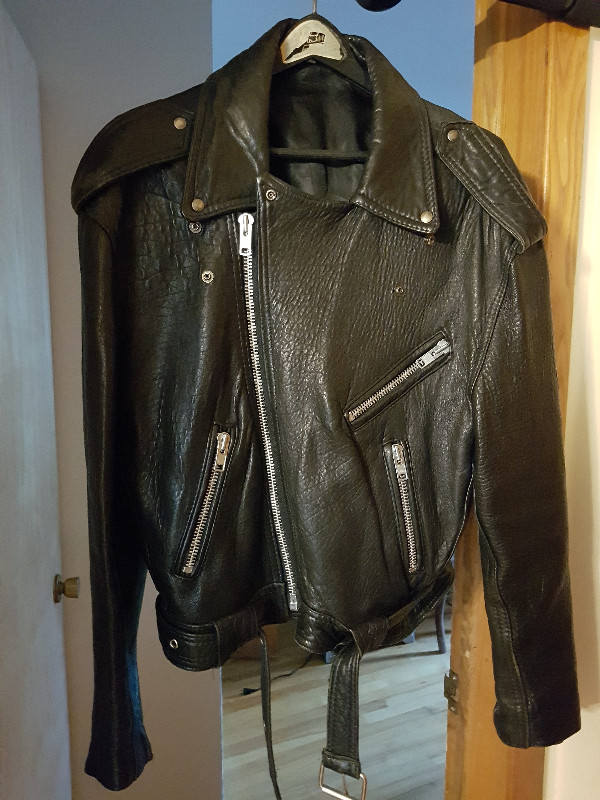 Leather jacket dans Hommes  à Ville de Montréal - Image 3