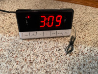 Sky Time Dual Alarm LED Digital AM/FM Clock Radio