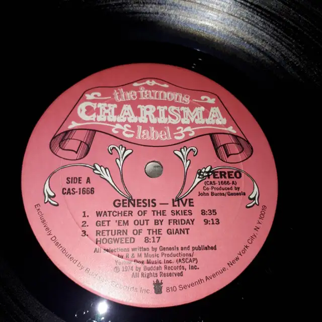 Vinyl Genesis Live 1974  CAS 1666 first press63010223939841124