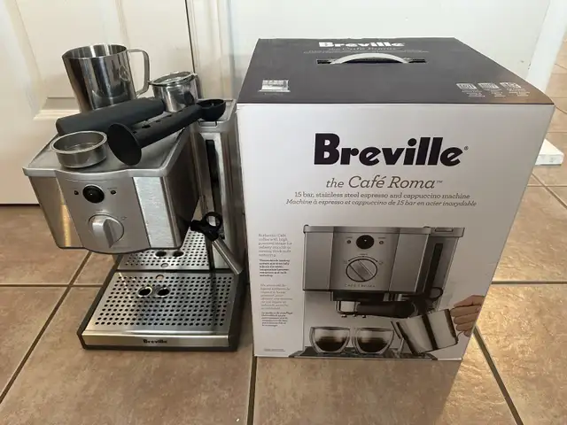 Breville Cafe Roma Espresso Machine in Coffee Makers in Kitchener / Waterloo - Image 2