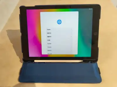 iPad 9th Gen (mint condition) with flipcase / stand and pen, View more