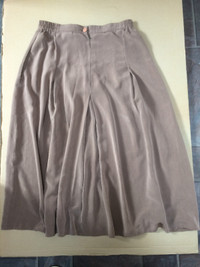 Tan grey brown below knees skirt UK size 16 two side pockets