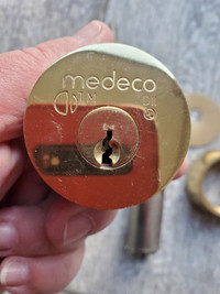 Medeco original lock wirh 5 keys