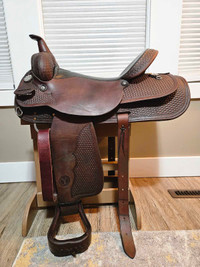16.5" Circle Y Trail Saddle *shipping included*