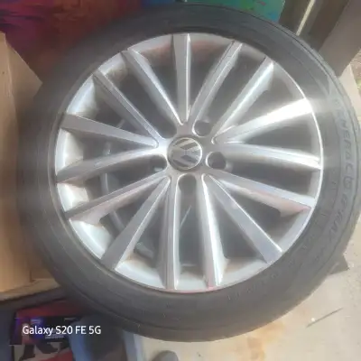 Set of four Jetta 17 in OEM alloys 7.0 x 17 inch. 2 General 225 45 r17 all season 50% wear left 2 Do...