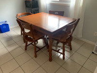 Extendable Dining Table