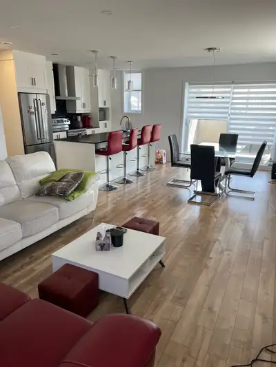 condo paisible à Iberville disponible dès juin