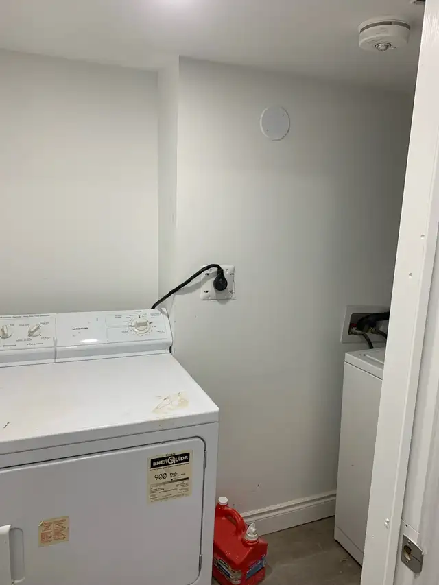 legal basement in Ontario in Canada - Image 6