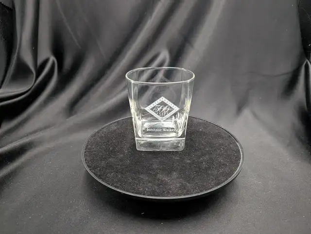Vintage Johnnie Walker 500 Years of Scotch Whisky Rocks Glass63235067062403128
