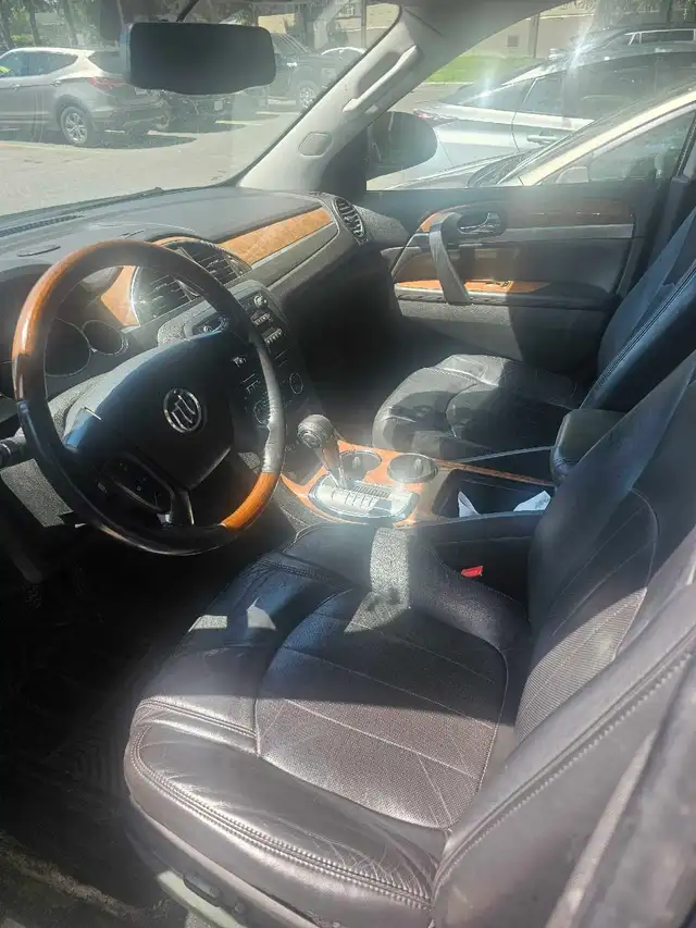 Buick enclave 2012503112536592885765