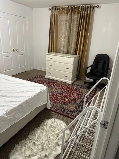 Rent is $500 per person if sharing (max 2 ppl). Or $800 for single person private room. Washroom is...