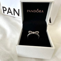 PANDORA Sparkling Bow Stackable Ring - size 50 (NEW)