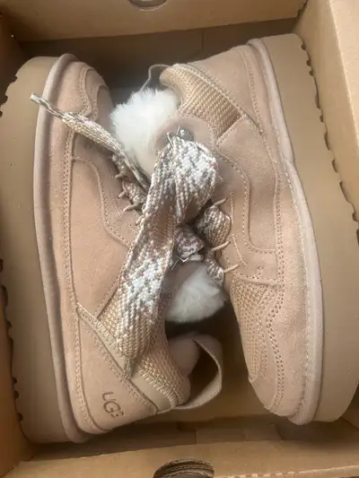 Women’s Ugg lowmel shoes, View more