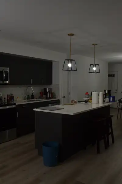 Looking for a third roommate for 3-bedroom apartment 2.5 bath (650 Cad for the room + utilities) Loc...