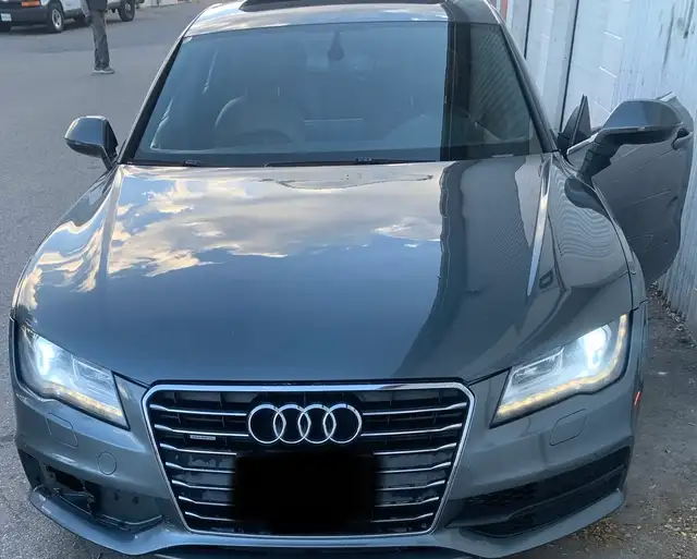 2012 AUDI A7 3.0596423598156687366