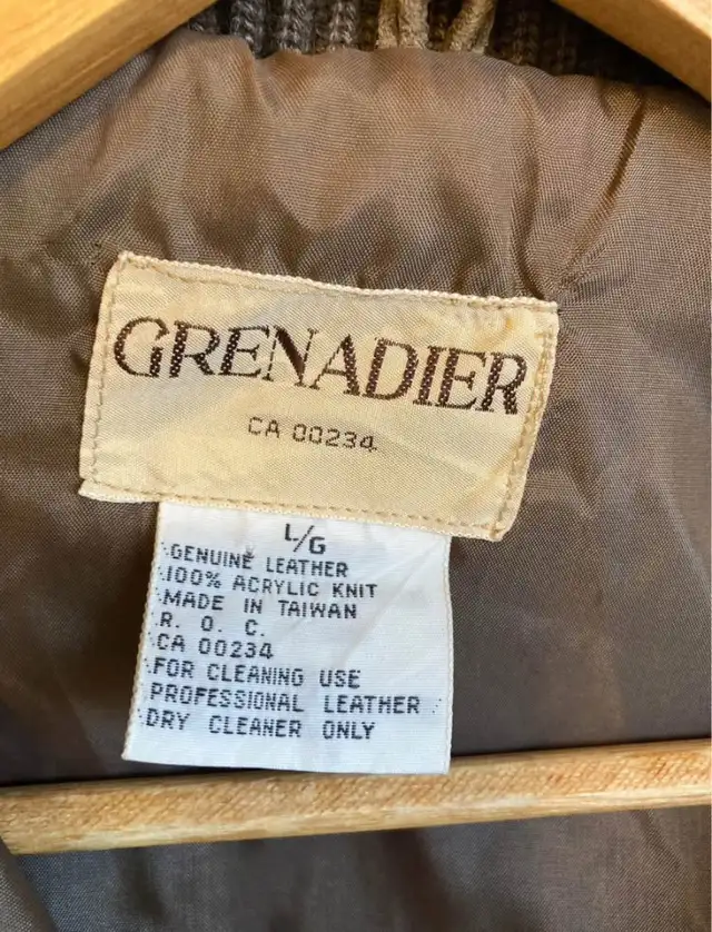Vintage Grenadier Leather Knit Jacket in Men's in Kitchener / Waterloo - Image 7