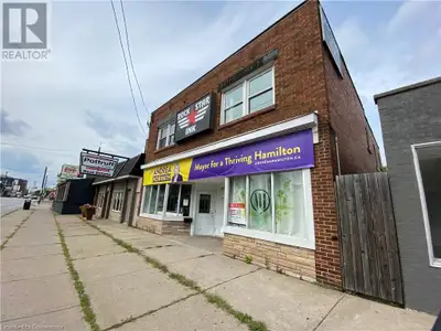 Bright 2 Bedroom Asking $1,695.00