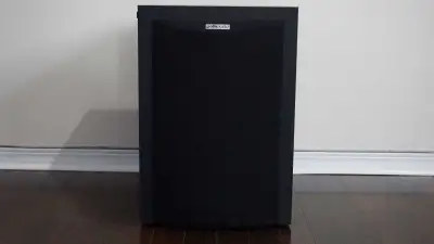 Polk Audio Powered Subwoofer (RM6750), View more