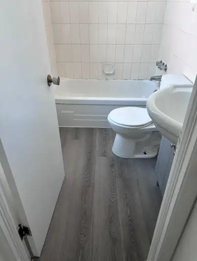 TOUT INCLUS 1 1/2 APARTMENT FOR RENT BEAU 1.5 LOGEMENT À LOUER