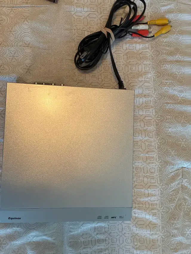 Equinox DVD Player in Stereo Systems & Home Theatre in Red Deer - Image 2