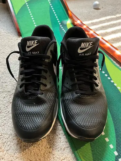 Men’s Nike Air Max Golf Shoes.  Size 11, View more