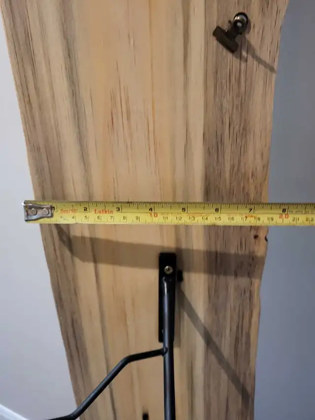 Live Edge Wooden Wall Mounted Jewelry Stand with LED Lights in Home Décor & Accents in Ottawa - Image 8