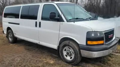 6.0L gasoline/propane engine New GM Transmission has less than 1000km on it Engine runs great True m...