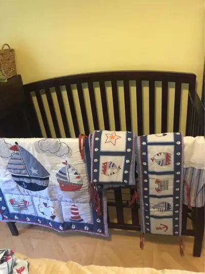 Literie pour bassinet nautique . En excellent état., View more