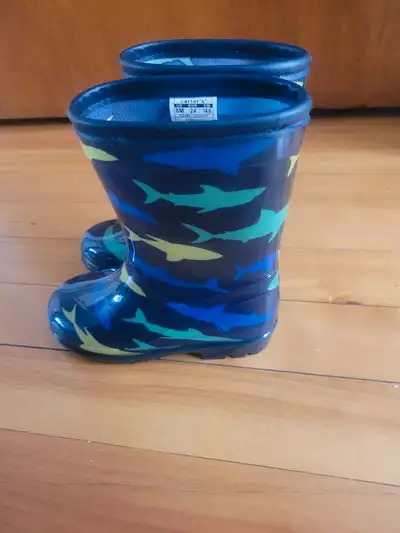 Bottes de pluie tout petit grandeur 8/ Toddler rain boots size 8, View more