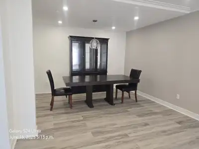 6 1/2 ( 4 Bedroom in a calm neighborhood for rent)