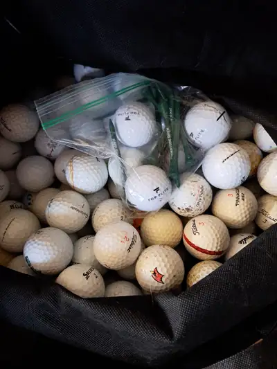 Golf balls- Titleist, Taylormade ,Callaway,top flite,etc 147 tot, View more